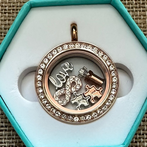 Origami Owl® Rose Gold Twist Locket with Crystals, 30" Chain and 4 Love Charms - Picture 2 of 9